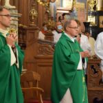 17.10.2021. Sandomierz. Msza święta w bazylice katedralnej w Sandomierzu  z okazji rozpoczęcia synodu ogłoszonego przez papieża Franciszka / ks. Wojciech Kania / sekretarz biskupa Krzysztofa Nitkiewicza