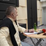 10.10.2021. Kielce. Studio Polityczne Radia Kielce. Na zdjęciu Radosław Podsiadły - dziennikarz Radia Kielce / Dionizy Krawczyński / Radio Kielce