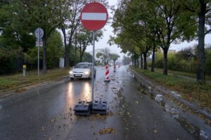 18.10.2021. Kielce. Przebudowa skrzyżowania Alei Solidarności z Aleją Tysiąclecia Państwa Polskiego i ulicą Domaszowską / Piotr Kwaśniewski / Radio Kielce