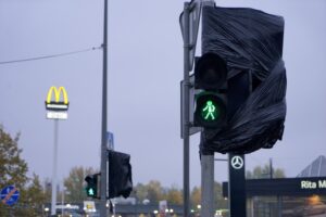 18.10.2021. Kielce. Przebudowa skrzyżowania Alei Solidarności z Aleją Tysiąclecia Państwa Polskiego i ulicą Domaszowską / Piotr Kwaśniewski / Radio Kielce