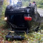 18.10.2022. Kielce. Ulica Zagnańska. Dachowanie samochodu / Piotr Kwaśniewski / Radio Kielce