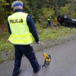 18.10.2022. Kielce. Ulica Zagnańska. Dachowanie samochodu / Piotr Kwaśniewski / Radio Kielce