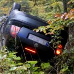 18.10.2022. Kielce. Ulica Zagnańska. Dachowanie samochodu / Piotr Kwaśniewski / Radio Kielce