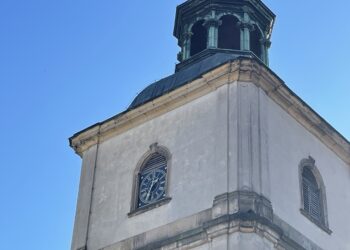 Sandomierz. Zegar na dzwonnicy katedralnej w Sandomierzu / Grażyna Szlęzak-Wójcik / Radio Kielce