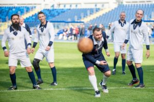 11.10.2021. Chorzów. Pokazowy mecz piłkarzy ręcznych w 11-osobowych składach na Stadionie Śląskim / ZPRP