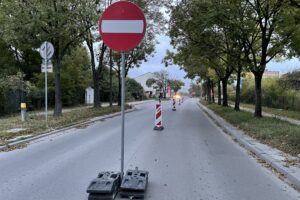 16.10.2021. Kielce. Przebudowa skrzyżowania Alei Solidarności z Aleją Tysiąclecia Państwa Polskiego i ulicą Domaszowską / Piotr Kwaśniewski / Radio Kielce