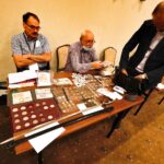 08.10.2021. Kielce. Giełda kolekcjonerska podczas XVI Ogólnopolskiego Zjazdu Polskiego Towarzystwa Numizmatycznego / Jarosław Kubalski / Radio Kielce