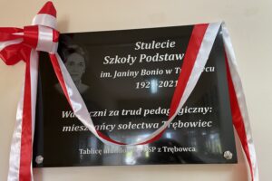 09.10.2021. Trębowiec. uroczystość w szkole podstawowej / Anna Głąb / Radio Kielce