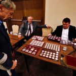 08.10.2021. Kielce. Giełda kolekcjonerska podczas XVI Ogólnopolskiego Zjazdu Polskiego Towarzystwa Numizmatycznego / Jarosław Kubalski / Radio Kielce