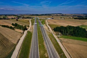 04.10.2021. Trasa S7. Odcinek Widoma - Szczepanowice / Jarosław Kubalski / Radio Kielce