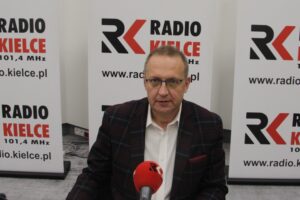 24.10.2021. Studio Polityczne Radia Kielce. Na zdjęciu: Krzysztof Sławiński Platforma Obywatelska/Koalicja Obywatelska / Dionizy Krawczyński / Radio Kielce