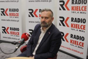 24.10.2021. Studio Polityczne Radia Kielce. Na zdjęciu: Artur Pejas - Nowa Lewica / Dionizy Krawczyński / Radio Kielce