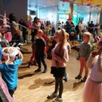 03.10.2021. Pacanów. 12. Zjazd Postaci Bajkowych w Pacanowie / Marta Gajda-Kruk / Radio Kielce