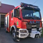 08.10.2021. Włoszczowice. Nowy średni samochód ratowniczo-gaśniczy dla OSP Włoszczowice / Marta Gajda-Kruk / Radio Kielce