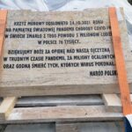 23.10.2021. Pińczów. Krzyż morowy. Uroczysta msza o ustanie epidemii / Marta Gajda-Kruk / Radio Kielce