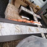 23.10.2021. Pińczów. Krzyż morowy. Uroczysta msza o ustanie epidemii / Marta Gajda-Kruk / Radio Kielce