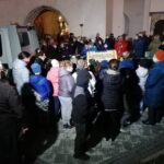 23.10.2021. Pińczów. Krzyż morowy. Uroczysta msza o ustanie epidemii / Marta Gajda-Kruk / Radio Kielce