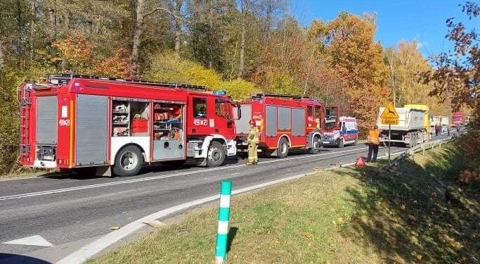 22.10.2021. Podlesie. Wypadek / słuchacz