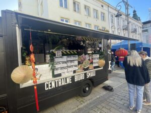 22.10.2021. Kielce. Food trucki / Monika Miller / Radio Kielce