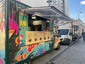 22.10.2021. Kielce. Food trucki / Monika Miller / Radio Kielce