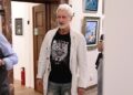 Muzeum żegna wystawę Olbińskiego - Radio Kielce 01.07.2021. Kielce. Wystawa Rafała Olbińskiego w Muzeum Narodowym. Na zdjęciu: Rafał Olbiński - grafik, malarz / Wiktor Taszłow / Radio Kielce