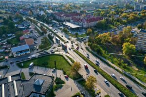 14.10.2021. Kielce. Skrzyżowanie Alei Solidarności, Alei Tysiąclecia Państwa Polskiego i ulicy Domaszowskiej / Jarosław Kubalski / Radio Kielce