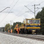 17.10.2021. Wrzosówka. Naprawa torowiska / Wiktor Taszłow / Radio Kielce