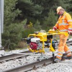 17.10.2021. Wrzosówka. Naprawa torowiska / Wiktor Taszłow / Radio Kielce