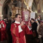 18.10.2021. Wąchock. 70. rocznica powrotu cystersów do Wąchocka. Msza święta której przewodniczył kardynał Stanisław Dziwisz / Wiktor Taszłow / Radio Kielce