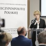 21.10.2021. Kielce. Uroczystość wręczenia Krzyży Wolności i Solidarności. Na zdjęciu: Dorota Koczwańska–Kalita - naczelnik kieleckiej delegatury Instytutu Pamięci Narodowej / Wiktor Taszłow / Radio Kielce