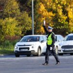 21.10.2021. Kielce. Awaria sygnalizacji świetlnej na skrzyżowaniu ulic Świętokrzyskiej, Jesionowej i Warszawskiej / Wiktor Taszłow / Radio Kielce