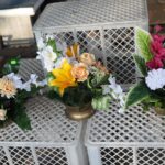 21.10.2021. Kielce. Przygotowania na Wszystkich Świętych. Kwiaty / Wiktor Taszłow / Radio Kielce