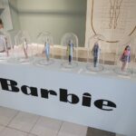 22.10.2021. Kielce. Muzeum Zabawek i Zabawy. Wystawa „Od szmacianki do lalki Barbie. Rola kobiety i kanony kobiecego piękna na przestrzeni wieków” / Wiktor Taszłow / Radio Kielce