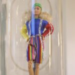 22.10.2021. Kielce. Muzeum Zabawek i Zabawy. Wystawa „Od szmacianki do lalki Barbie. Rola kobiety i kanony kobiecego piękna na przestrzeni wieków” / Wiktor Taszłow / Radio Kielce