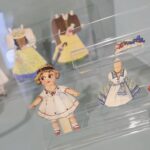 22.10.2021. Kielce. Muzeum Zabawek i Zabawy. Wystawa „Od szmacianki do lalki Barbie. Rola kobiety i kanony kobiecego piękna na przestrzeni wieków” / Wiktor Taszłow / Radio Kielce