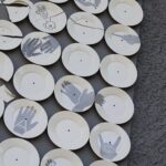 29.10.2021. Kielce. Inauguracja instalacji ''Społeczna mozaika'' przy budynku dawnego BWA w Kielcach / Wiktor Taszłow / Radio Kielce