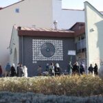 29.10.2021. Kielce. Inauguracja instalacji ''Społeczna mozaika'' przy budynku dawnego BWA w Kielcach / Wiktor Taszłow / Radio Kielce