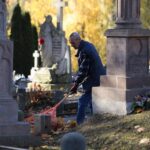 30.10.2021. Kielce. Cmentarz Stary / Wiktor Taszłow / Radio Kielce