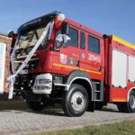 30.10.2021. Rykoszyn. Przekazanie nowego wozu strażackiego / Wiktor Taszłow / Radio Kielce