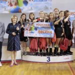 03.10.2021. Kielce. Finał akcji „Ręczna na Orlikach 2021”. Na zdjęciu (od lewej): Rafał Wosik - Orły Sportu, Anna Krupka - wiceminister kultury, dziedzictwa narodowego i sportu / Wiktor Taszłow / Radio Kielce