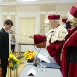 04.10.2021. Kielce. 52. inauguracja roku akademickiego UJK. Na zdjęciu (w środku): prof. Stanisław Głuszek - rektor UJK / Wiktor Taszłow / Radio Kielce