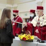 04.10.2021. Kielce. 52. inauguracja roku akademickiego UJK. Na zdjęciu (z prawej): prof. Stanisław Głuszek - rektor UJK / Wiktor Taszłow / Radio Kielce