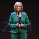 15.10.2021. Kielce. Uroczystość wręczenia odznaczeń i nagród dla pracowników oświaty z okazji Dnia Edukacji Narodowej. Na zdjęciu: Renata Janik - wicemarszałek województwa świętokrzyskiego / Wiktor Taszłow / Radio Kielce