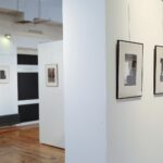 15.10.2021. Kielce. Wystawa zdjęć Zdzisława Beksińskiego w Galerii Winda / Wiktor Taszłow / Radio Kielce