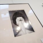 15.10.2021. Kielce. Wystawa zdjęć Zdzisława Beksińskiego w Galerii Winda / Wiktor Taszłow / Radio Kielce