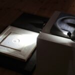 15.10.2021. Kielce. Wystawy prac Joanny Mazuś - "W poszukiwaniu języka uniwersalnego" w Domu Praczki / Wiktor Taszłow / Radio Kielce