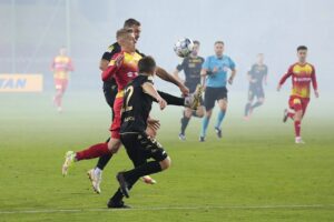 15.10.2021. Kielce. Mecz Korona Kielce - Widzew Łódź / Wiktor Taszłow / Radio Kielce