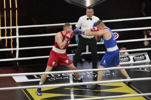 15.10.2021. Kielce. Suzuki Boxing Night 8. Walka: Karol Pawlina (Polska) – Daniel Adamiec (Polska) / Wiktor Taszłow / Radio Kielce