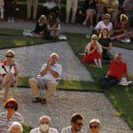 15.08.2020 Kielce. Ogród włoski Pałacu Biskupów Krakowskich. Koncert "Chopinowskie inspiracje" / Jarosław Kubalski / Radio Kielce