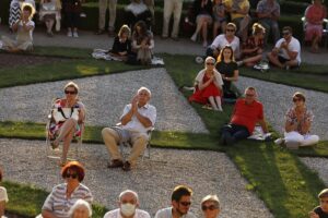 15.08.2020 Kielce. Ogród włoski Pałacu Biskupów Krakowskich. Koncert "Chopinowskie inspiracje" / Jarosław Kubalski / Radio Kielce